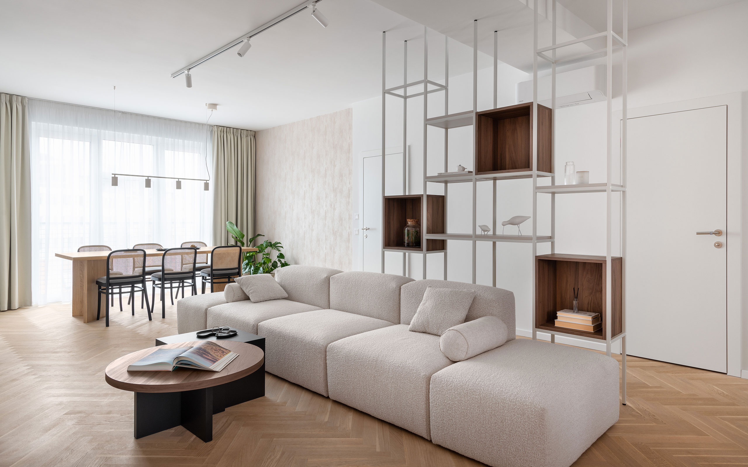 Designer Apartment in the Heart of the City Life